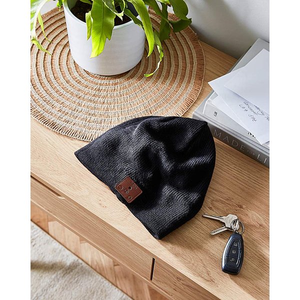 RED5 Wireless Beanie Hat, Black