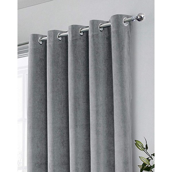 Hampton Velvet Curtain
