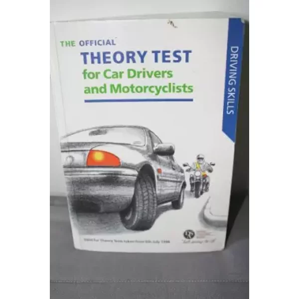 The official theory test for car drivers and motorcyclists: Including the questions and answers valid for tests taken from 6 July 1998 (Driv - Driving Standards Agency