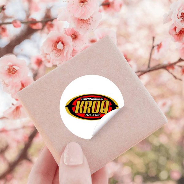 Kroq Weenie Roast &Amp; Luau The Cure + Oasis + Radiohead + Blur + More Classic La Alt Rock Radio Station Concert Promo Stickers-image