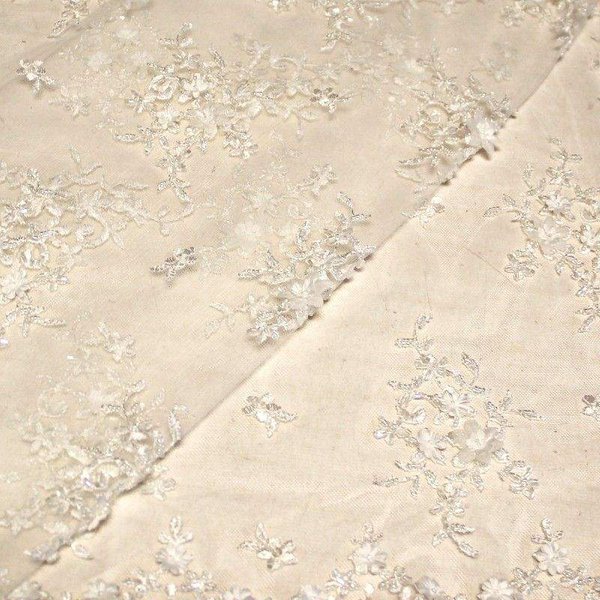 Tulle brodé perlé - Fleuri blanc