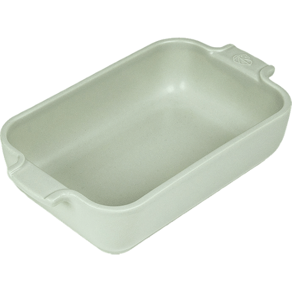 The perfect size to enjoy a delicious little oven-cooked dish alone. A sage green shade that happily welcomes all recipe styles. Appolia