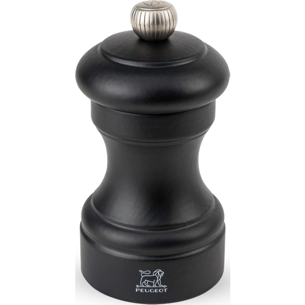 The silhouette of the Bistro pepper mill is inspired by that of the first table pepper mill created by Peugeot in 1874, model Z. In a classically chic black, this pepper mill will always fit comfortably into any table setting or kitchen interior. Bistro