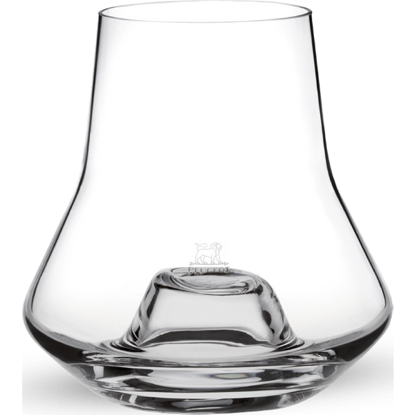 Whisky and brandy deserve the greatest attention and this glass is the perfect showcase for both, inviting you to consider every moment of taste as a genuine sensory adventure. Les Impitoyables N°5