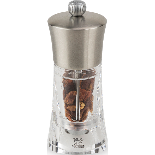 The Peugeot Ouessant chilli grinder will add plenty of zing to your cooking and heat to your palate! Designed specifically to grind dried chilli peppers, you can easily control the amount of spice you want through a mechanism that is simple to use but extremely effective. Ouessant