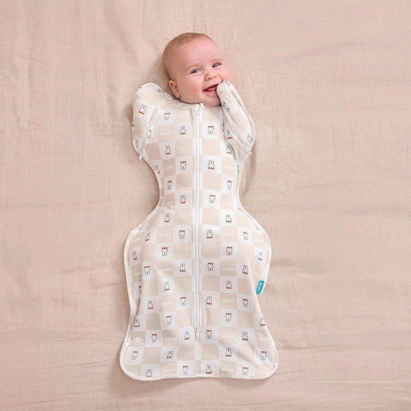 Love To Dream Übergangspucksack Miffy Swaddle Up™ 1.0 TOG