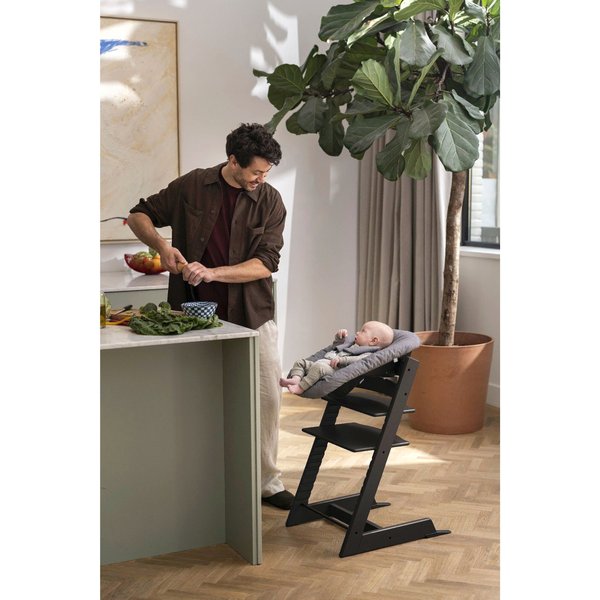 Stokke® Tripp Trapp® Bundle Treppenhochstuhl inkl. Newbornset Light Grey & Babyset
