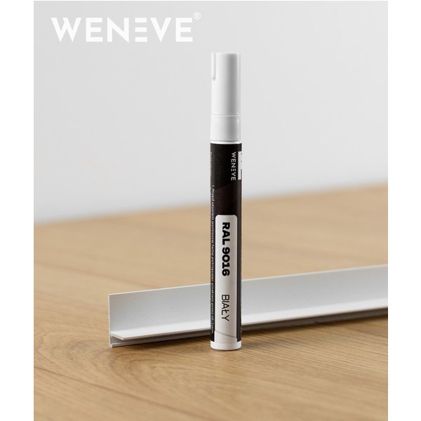FixStick™ (biały RAL 9016) – pisak retuszerski do wykończenia listew przypodłogowych