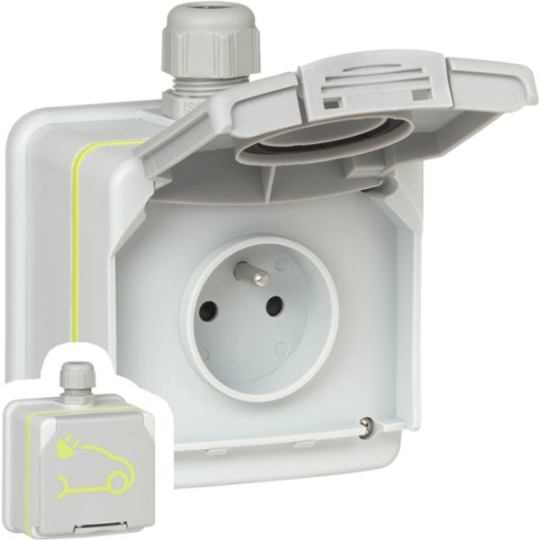 LEGRAND - Prise Green'up - 3,7 kW - prise renforcée 16A - IP66 - IK08 - 090471