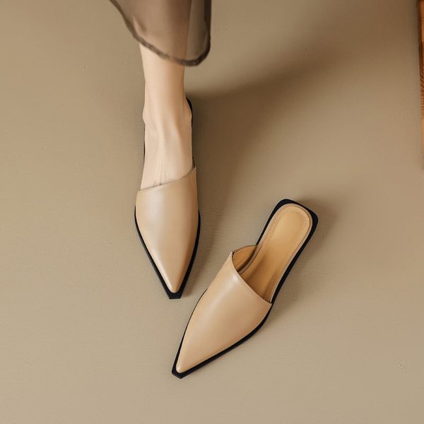 CHIKO Kaycie Pointy Toe Wedge Clogs/Mules Shoes