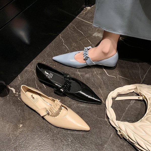 CHIKO Bruin Pointy Toe Block Heels Mary Jane Shoes