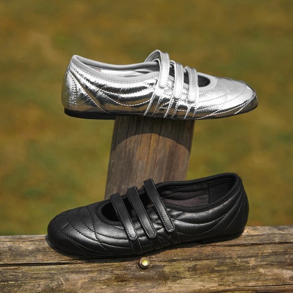 CHIKO Ciel Round Toe Fashion Sneakers