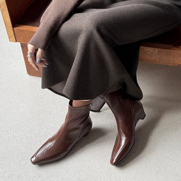 CHIKO Dannye Pointy Toe Wedge Ankle Boots