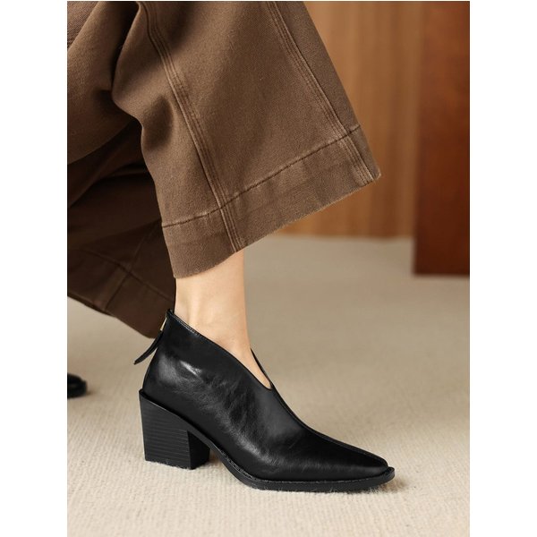 CHIKO Geralda Pointy Toe Block Heels Ankle Boots