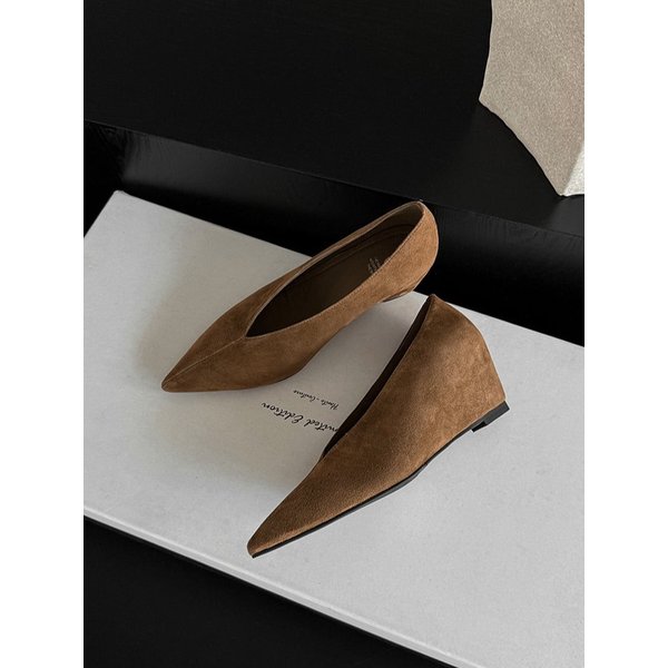 CHIKO Genia Pointy Toe Wedge Pumps Shoes