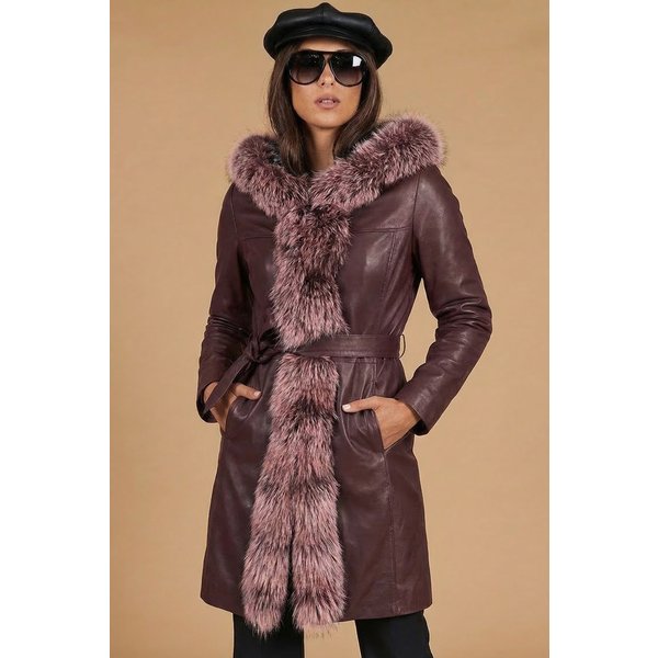 Manteau cuir naturel bordeaux avec capuche bordé fourrure