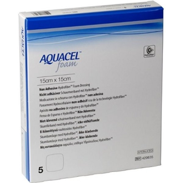 Aquacel AG Medicazione Sterile In Schiuma Di Poliuretano Non Adesiva - 5 Pezzi Da 15X15 Cm **-image