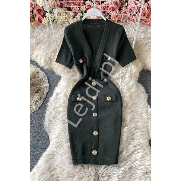 Dopasowana Sukienka Dzianinowa W Kolorze Oliwkowo Zielonym Z ZłOtymi Guzikami 1388-image