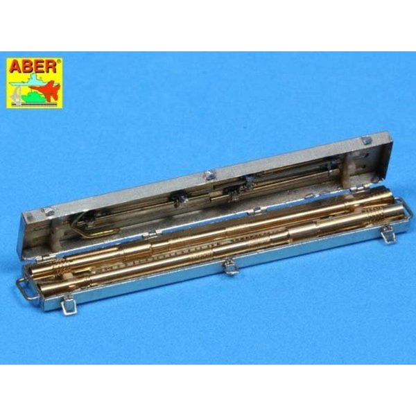 Set of 2 German 2cm L/65 gun barrel for Flak 38 with storage box