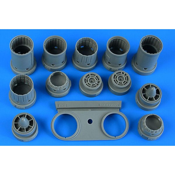 RA-5C Vigilante - Exhaust nozzles - late