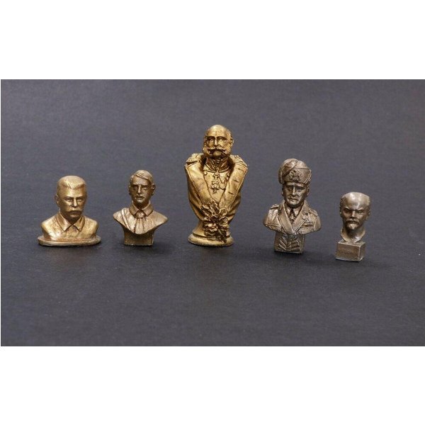 Busts of politicians and dictators