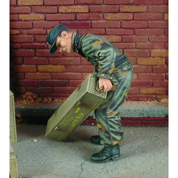 King Tiger crewman with Italian Camouflage