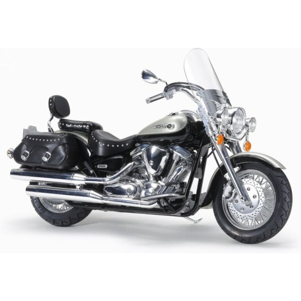 Yamaha XV1600 Roadstar Custom