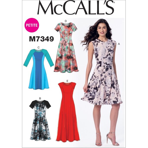 Patron Mccall's 7349E5 Patron De Robes Princesses - Femme 42-50 - Mccall's - Mondial Tissus-image
