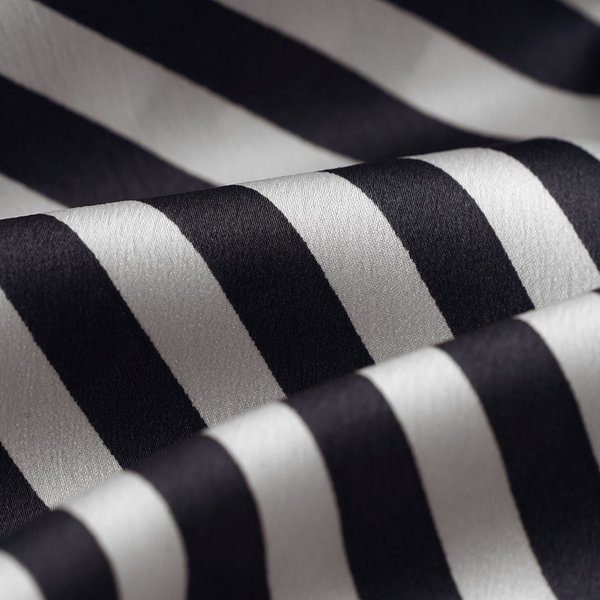 Tissu Satin Polyester Rayures Oblik Noir - MT - Mondial Tissus-image