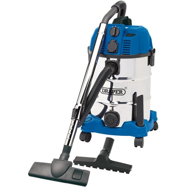 Draper Wet and Dry Vacuum Cleaner with Integrated Power Socket 30L