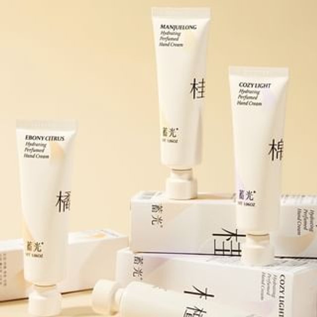 TO GLOW - Hydrating Perfumed Hand Cream - 10 Flavors EBONY CITRUS - 30g