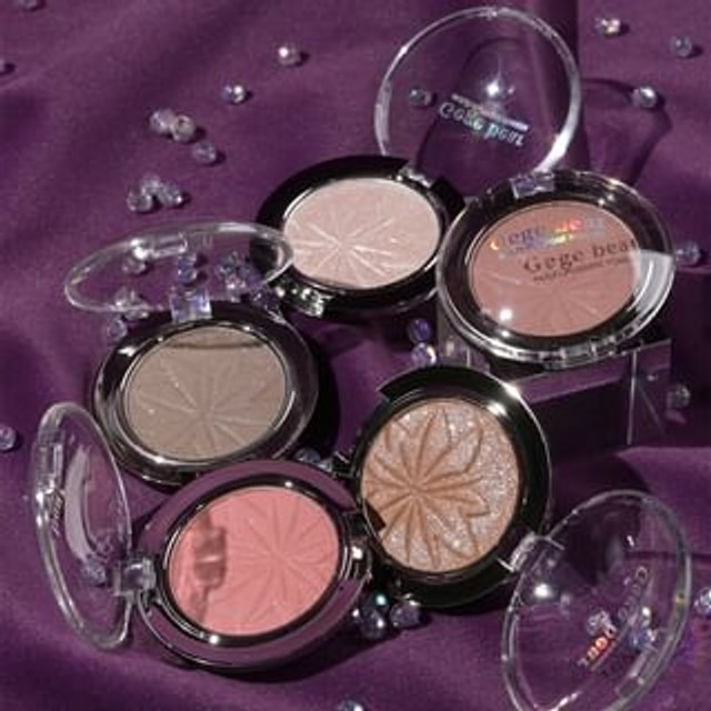 Gege Bear - BUY 3 GET 40% OFF - Smart Shimmer Multi-Purpose Powder - 5 Colors #01 Sparkling Peach - 2.2g
