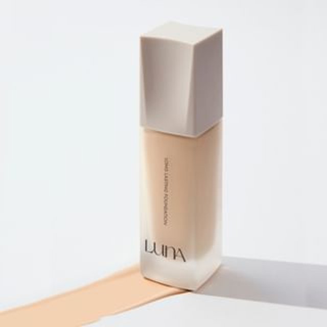 LUNA - Long Lasting Foundation - 5 Colors #17 Ivory
