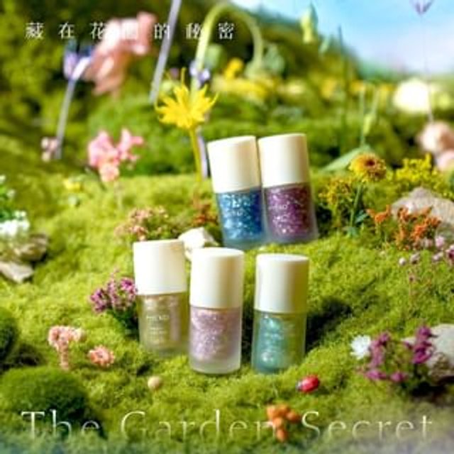 MEKO - The Garden Secret Nail Polish 18 Sassy Black Roses