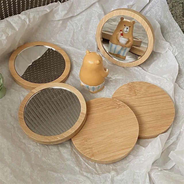1Pc Pure Wood Cosmetic Mirror Portable Mirror Round Cosmetic Mirror Pocket Compact Mirror for Travel Accessories Beauty Tool