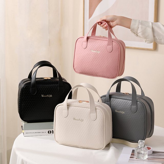Large-Capacity Travel Makeup Bag, New French-Style Light Luxury, Portable Travel Cosmetics Storage Bag, Storage Pouch, Light Luxury Style, for Daily Commuting Makeup Touch-Ups, Travel and Vacation