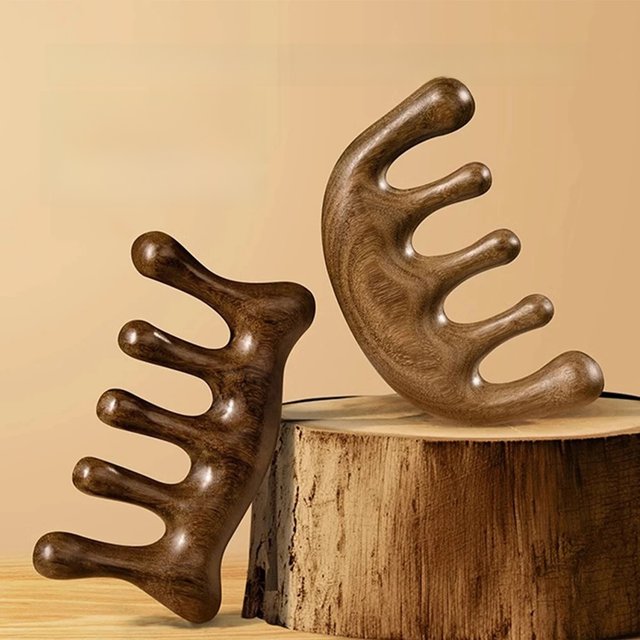 1pc Wooden Scalp Massager Sandalwood Wide Tooth Combs Wood Massage Comb & Sandalwood Comb for Luxurious Hair Care