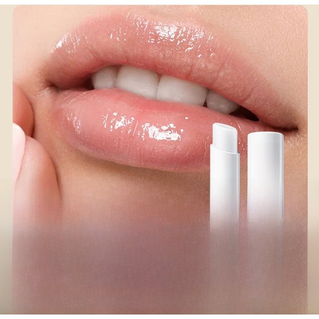 Coconut Lip Balm - Lasting Nourishment and Moisture for men and Women - Daily Care Lip Balm