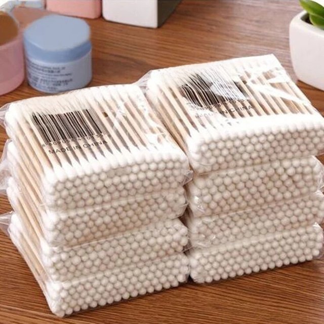 500pcs Double Head Wood Cotton Swab Nose Ears Cleaning Women Makeup Tools Lipstik Cotton Buds Tip Sticks Health Care