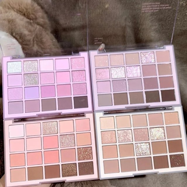 20 Colors Low Saturation Korean Eyeshadow Palette Purple Matte Pearlescent Long Lasting Waterproof Glitter Eye Shadow Eye Makeup