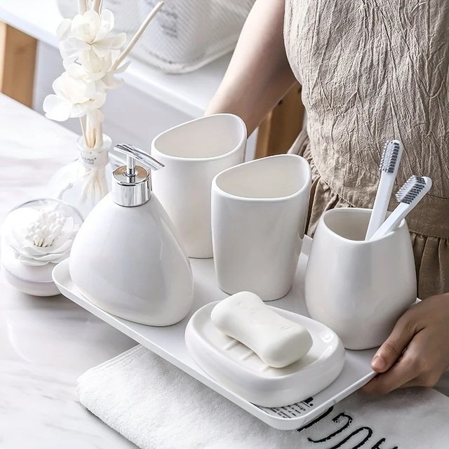 4/5 Pcs Modern Ceramic Bathroom Accessory Set with Pump Dispenser Tumbler Toothbrush Holder and Soap Dish Bathroom Supplies
