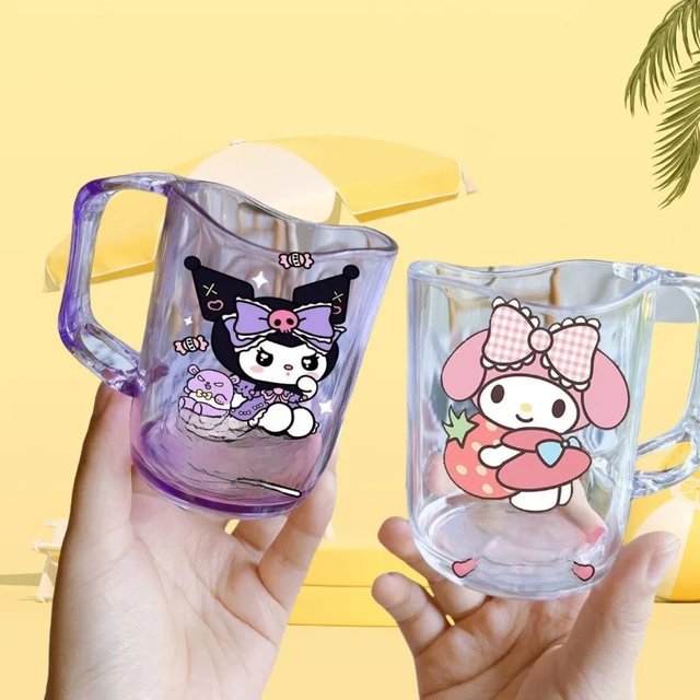 Sanrio Hello kitty mouthwash cup Kuromi Pochacco cartoon cute children multifunctional washing teeth brush cup wholesale