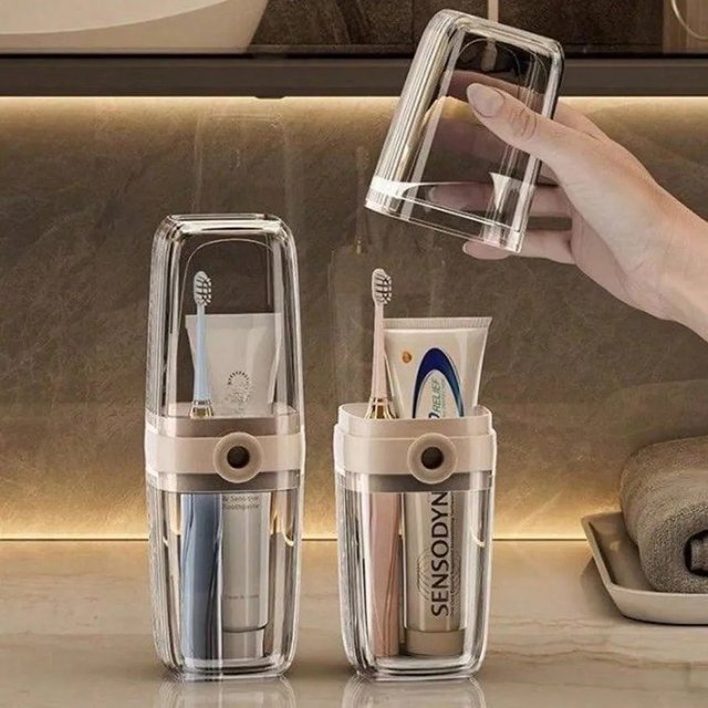 Portable Travel Soap Dish and Toothbrush Holder Durable Plastic Oval-Shaped Essential For Camping Gym Bathroom Accessories