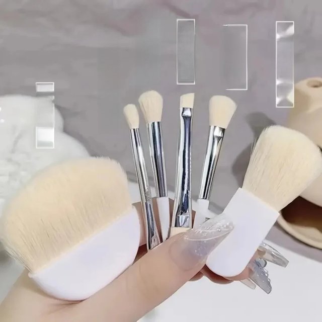 6pcs Mini Makeup Brush Set Portable Soft Foundation Concealers Eye Shadows Powder Blush Brushes Makeup Tools Make Up Brushes