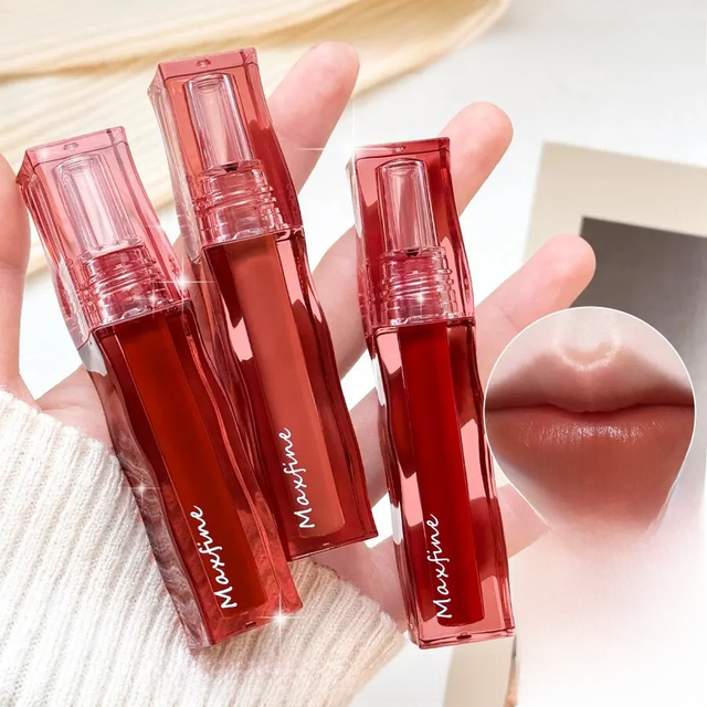 Moisturizing Highly Pigmented Liquid Lipstick Waterproof Long Wearing Non Stick Cup Lip Glaze
