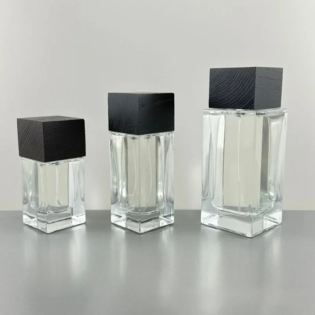 Perfume Container Bottle Cosmetics Bottled Crystal White Glass Bottles and Finely Sprayed in Bottles Perfumes