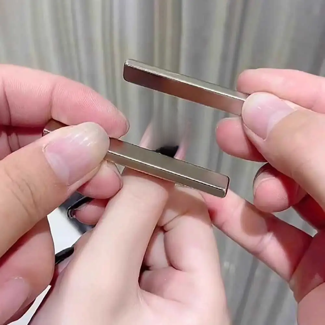 6/15cm Double-Head Nail Magnetic Stick Multi-Function Magnet Board Gel Nail Polish Magnet Plate Strong Nail Magnet Manicure Tool