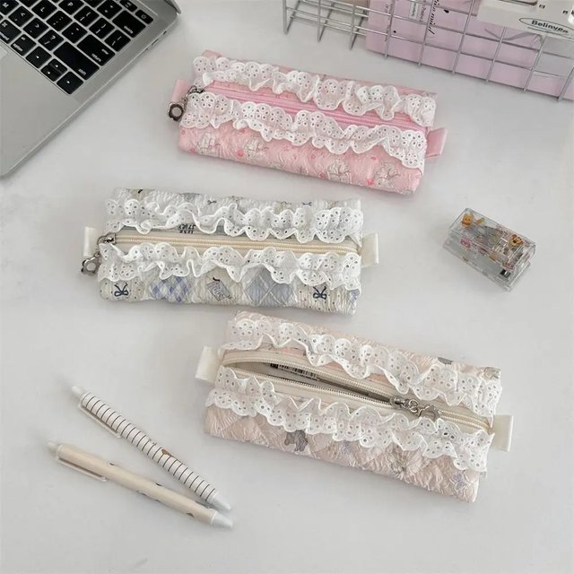 Fresh Lace Pencil Pouch Large Capacity Cosmetic Bag Flower Pattern Pen Case Makeup Bag Cartoon Stationery Storage Bag