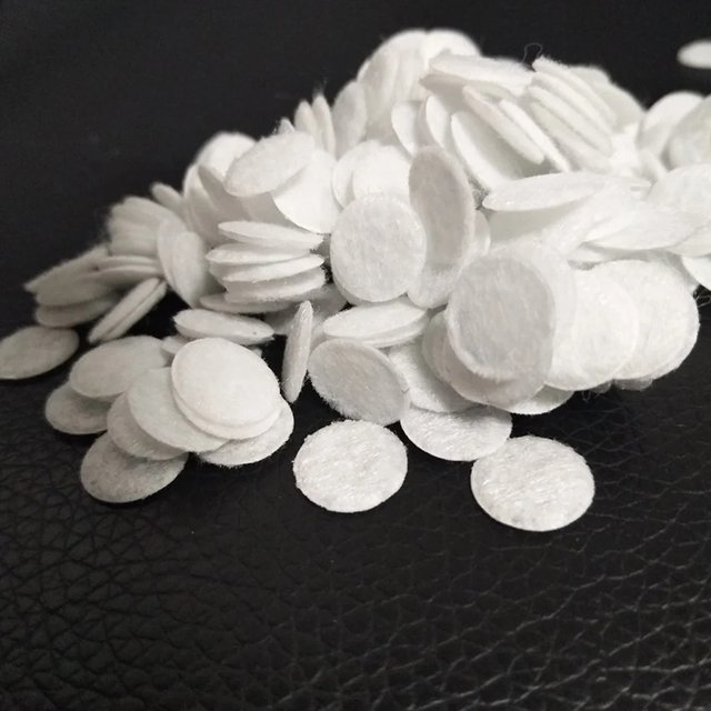 50/100pcs Facial Microdermabrasion Pads Diamond Dermabrasion Cotton Filters Replacement 10mm for Microdermabrasion Machine