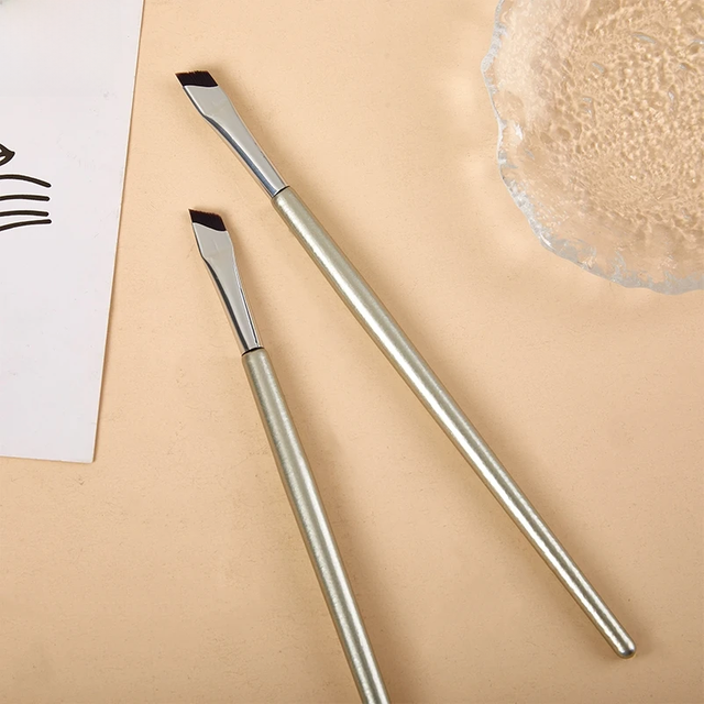 1Pc Upgrade Blade Eyeliner Brush Ultra Thin Fine Angle Flat Eyebrow Brush Under The Eyes Place Precise Detail Brush